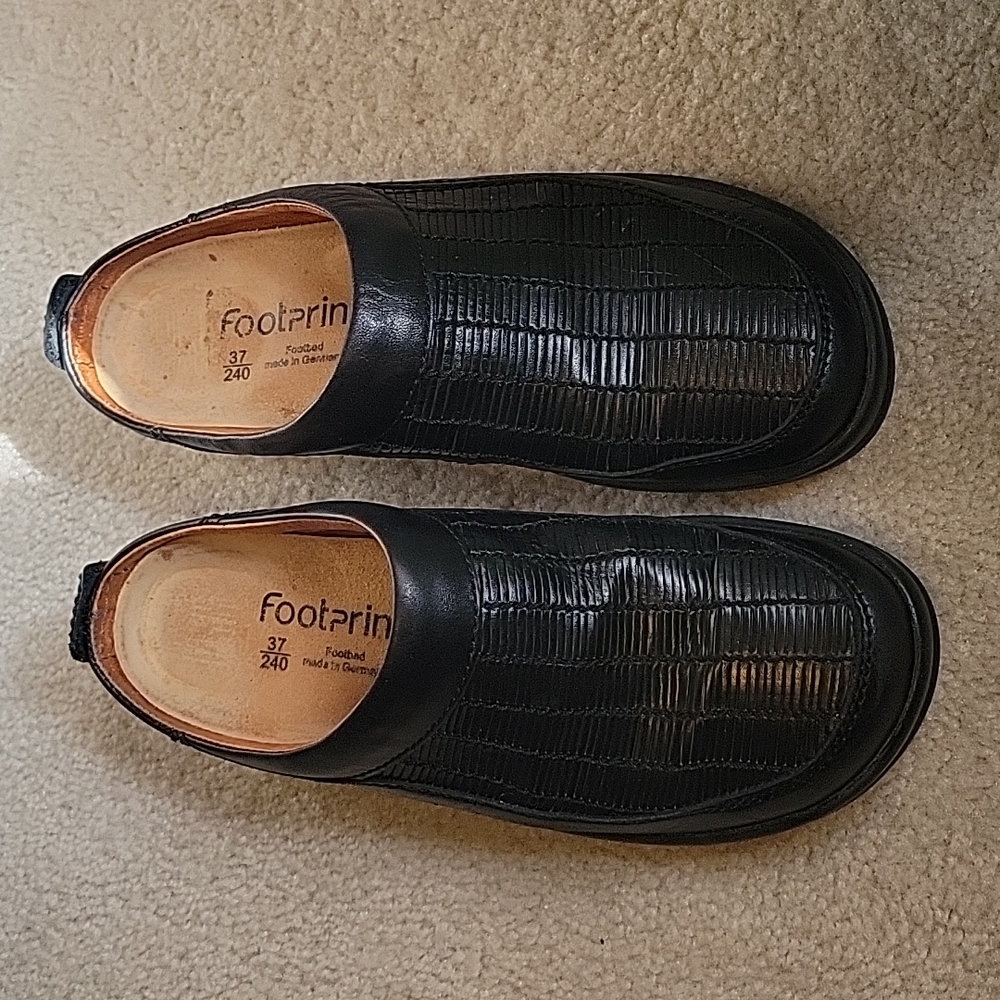 Footprints Birkenstocks Black Tooled Print Slip On Clogs 37